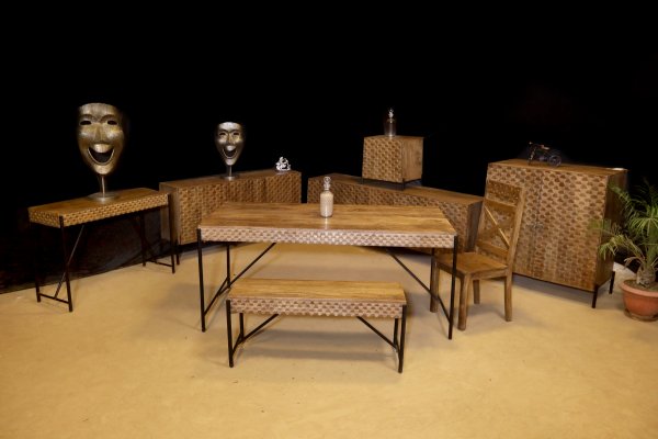 CARVED COLLECTION