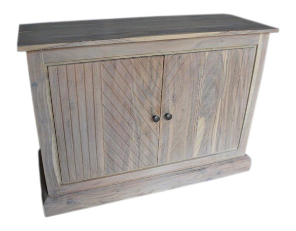 SIDE BOARD